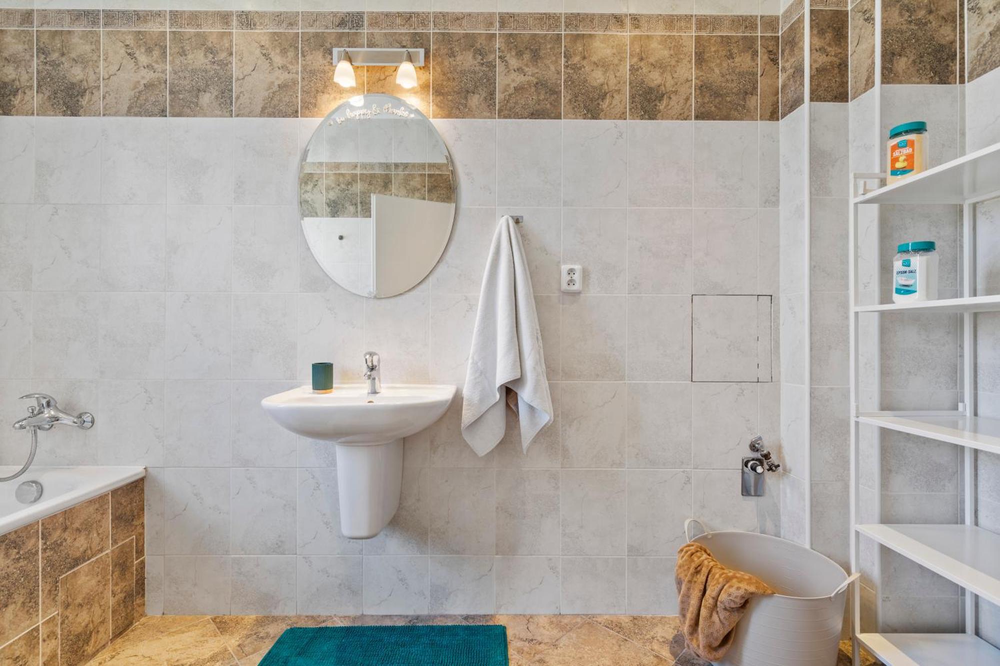 Heart Of The City Center 2 Rooms By Zazi براتسيلافا المظهر الخارجي الصورة